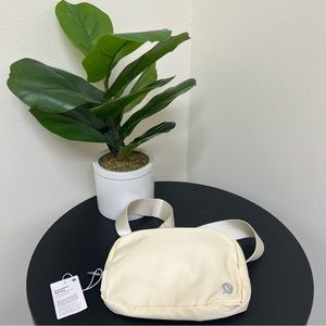 Lululemon Cream Belt Bag 1L